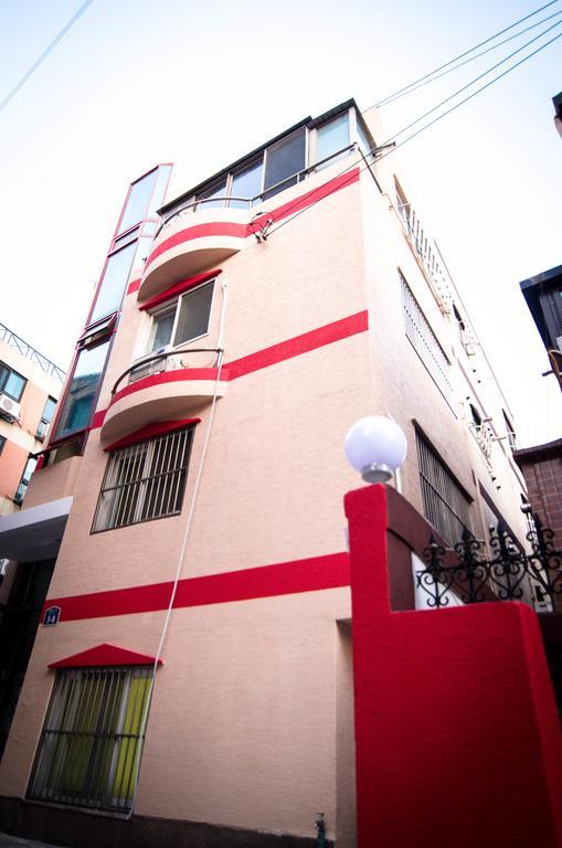 Yakorea Hostel Hongdae Seúl Exterior foto