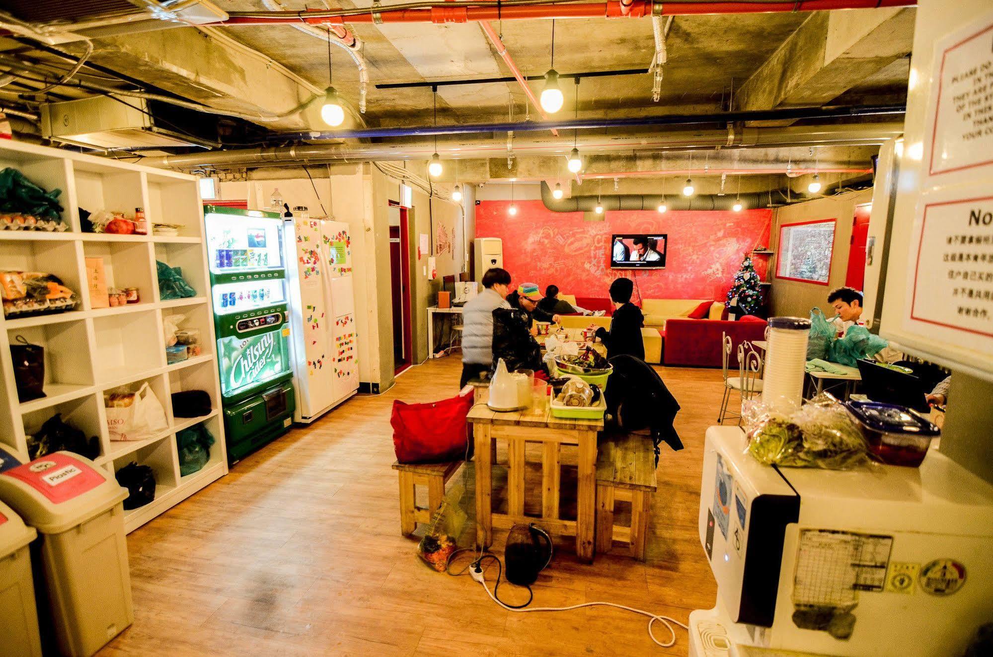 Yakorea Hostel Hongdae Seúl Exterior foto