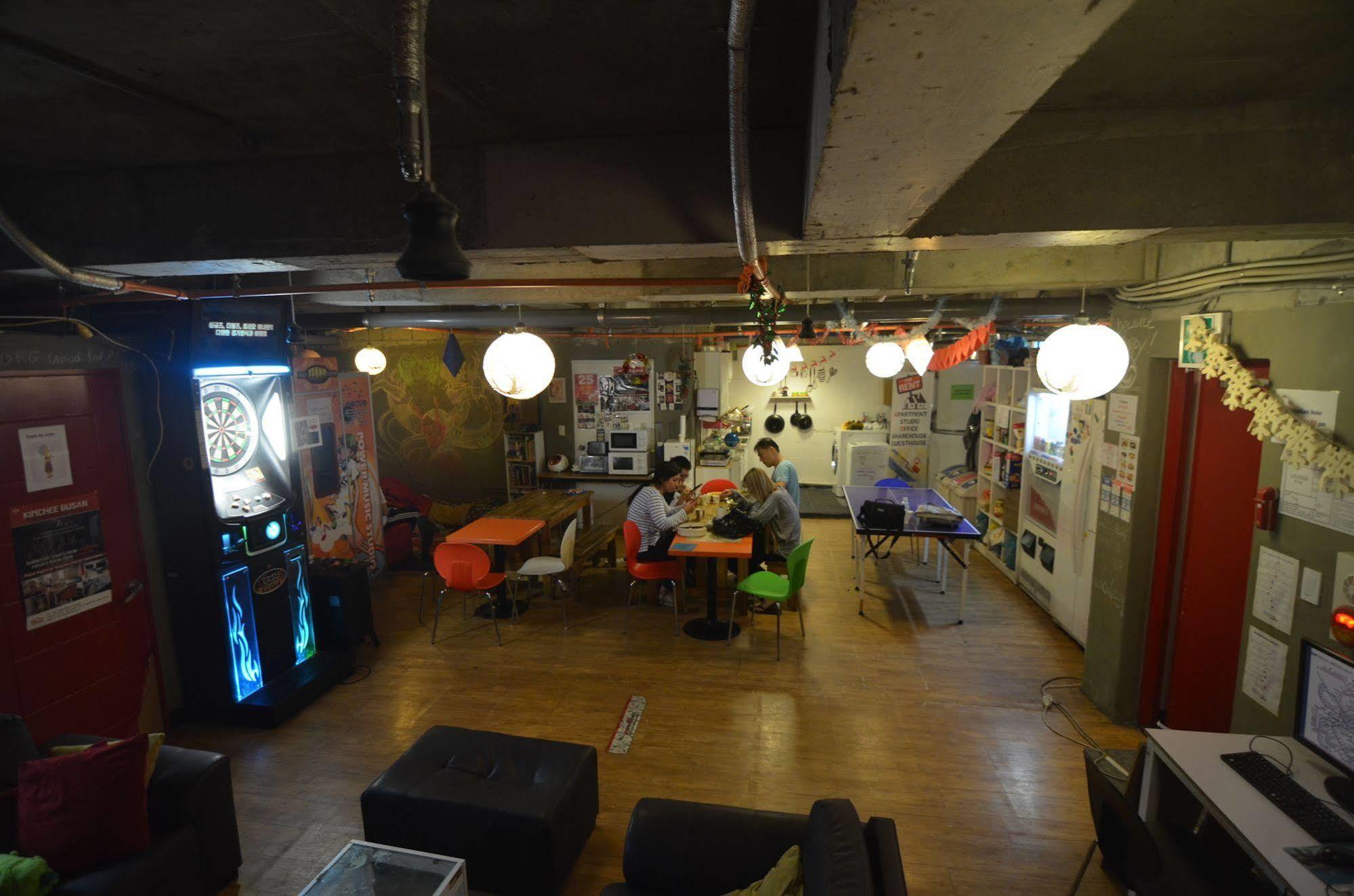 Yakorea Hostel Hongdae Seúl Exterior foto