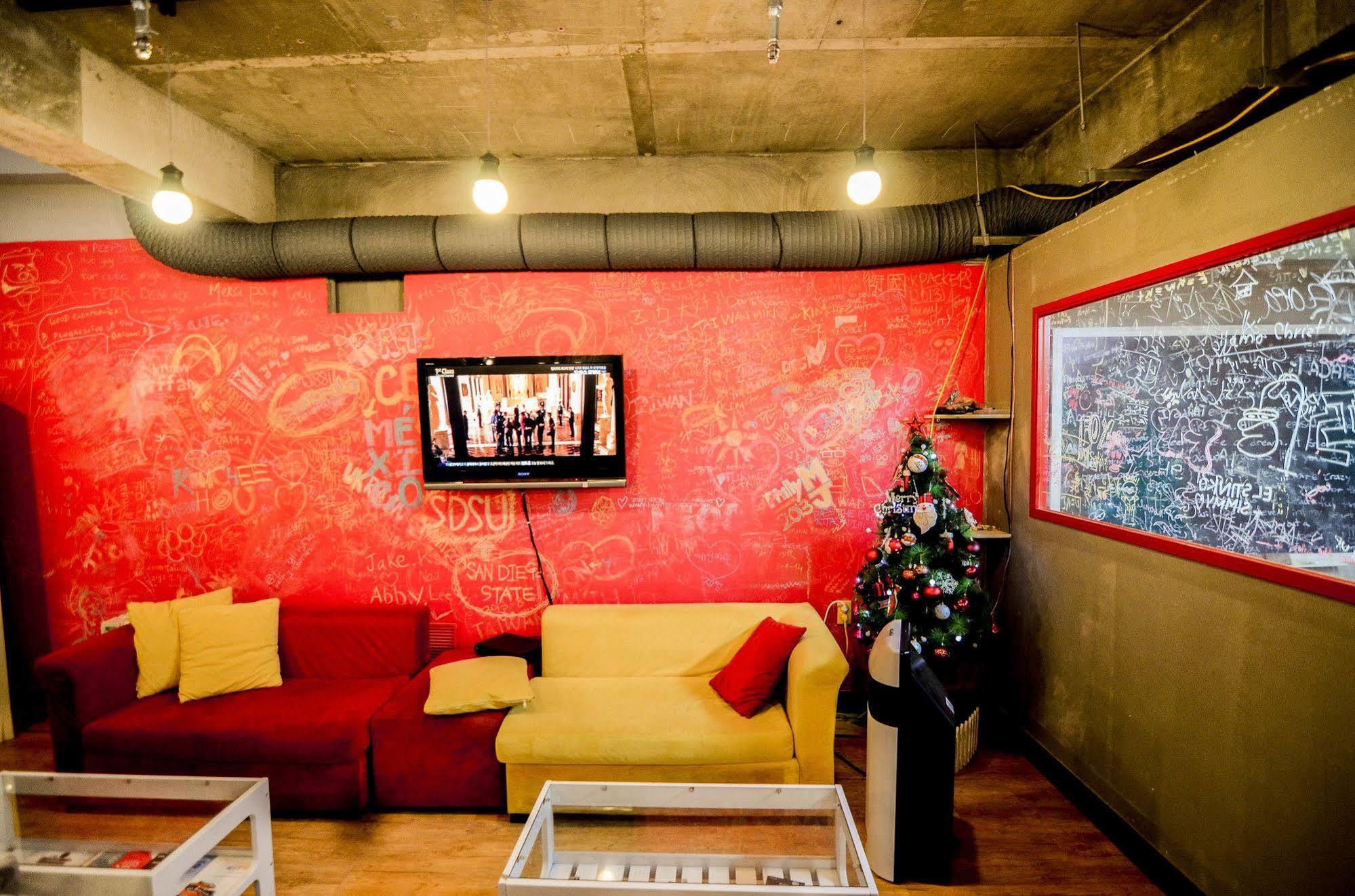 Yakorea Hostel Hongdae Seúl Exterior foto