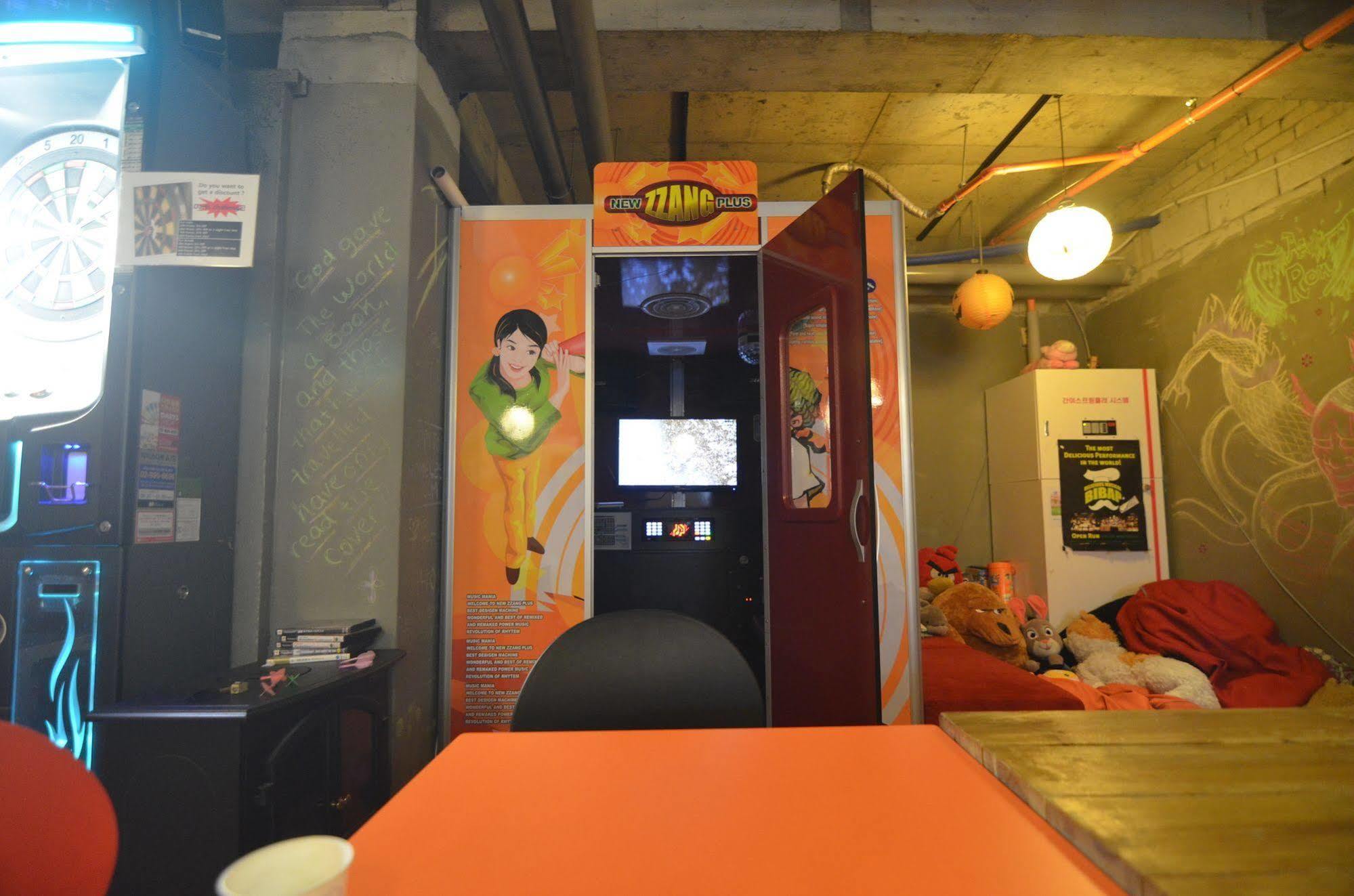 Yakorea Hostel Hongdae Seúl Exterior foto
