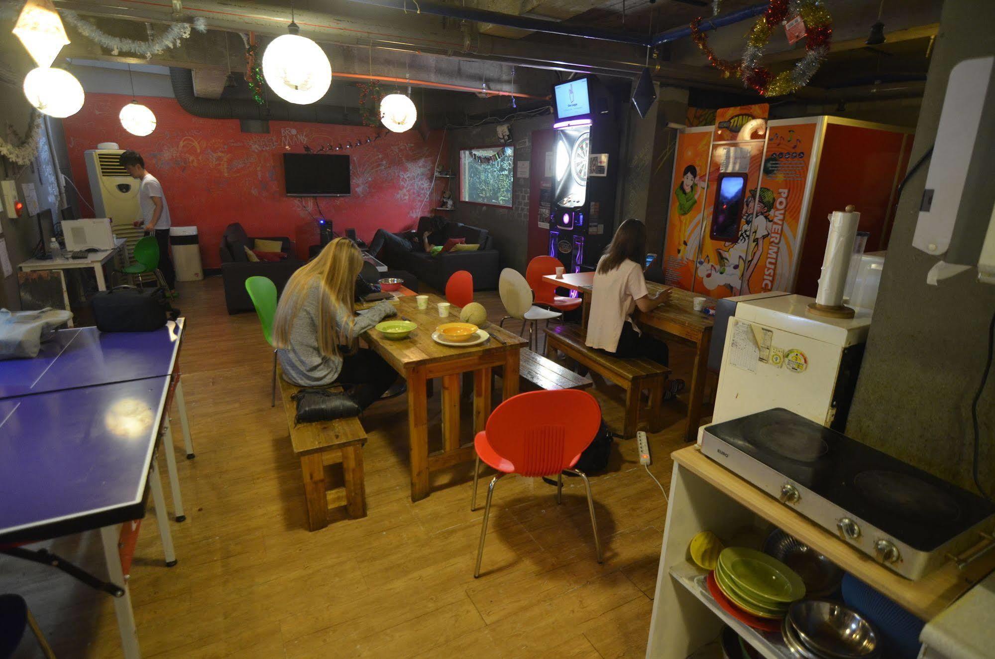 Yakorea Hostel Hongdae Seúl Exterior foto